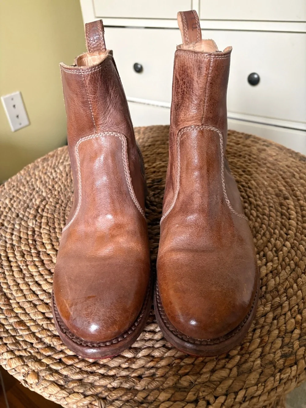 Bed Stu Nandi Chelsea Rustic Leather Boots 9